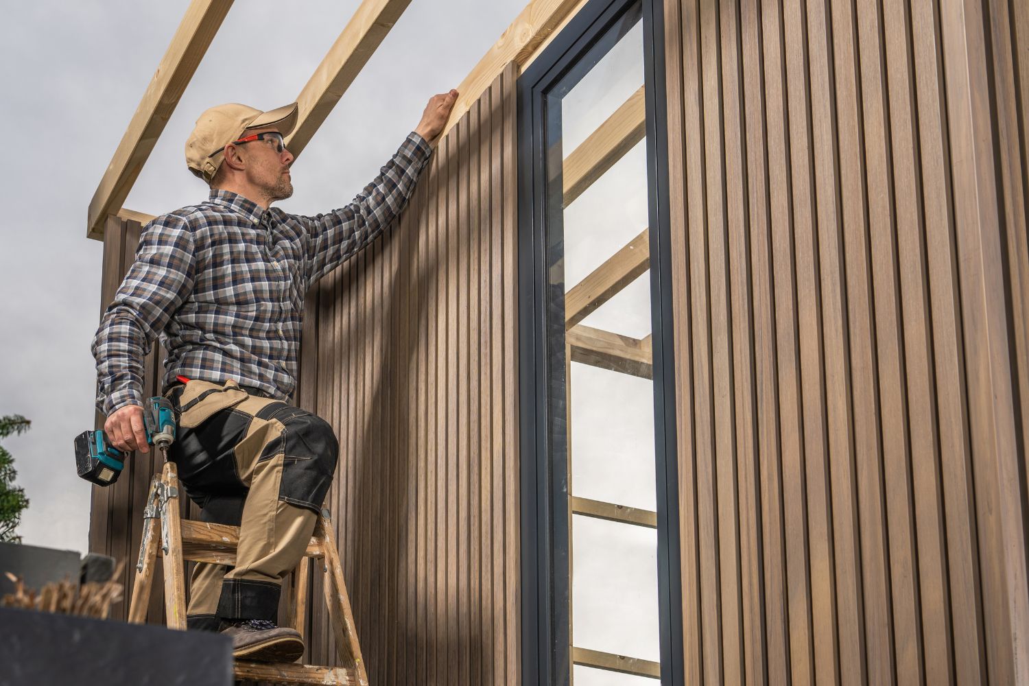 Siding Solutions Unveiled: Practical Advantages for NJ Homes | Deluxe Construction NJ